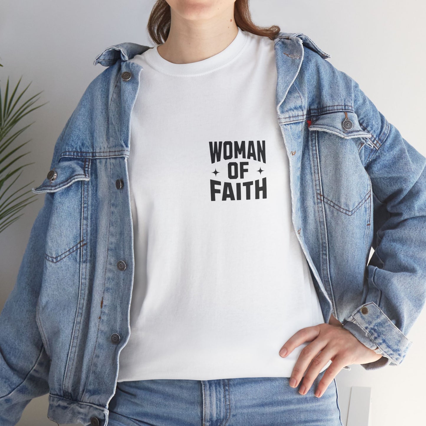 WOMEN OF FAITH-TEE (WHITE/BLACK)